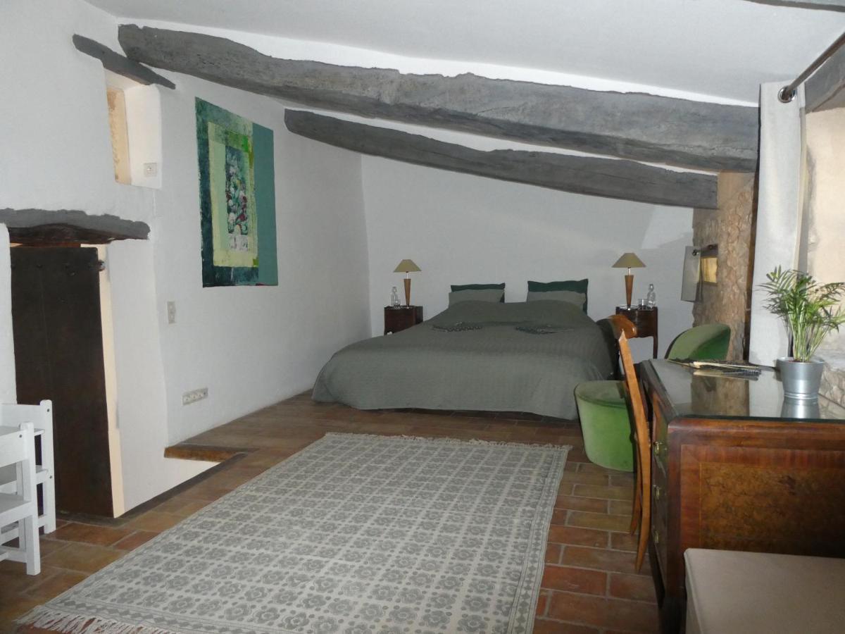 Hotel Le Jas Des Aiguiers à Saint-Saturnin-lès-Apt Extérieur photo