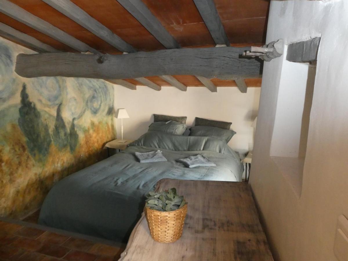 Hotel Le Jas Des Aiguiers à Saint-Saturnin-lès-Apt Extérieur photo